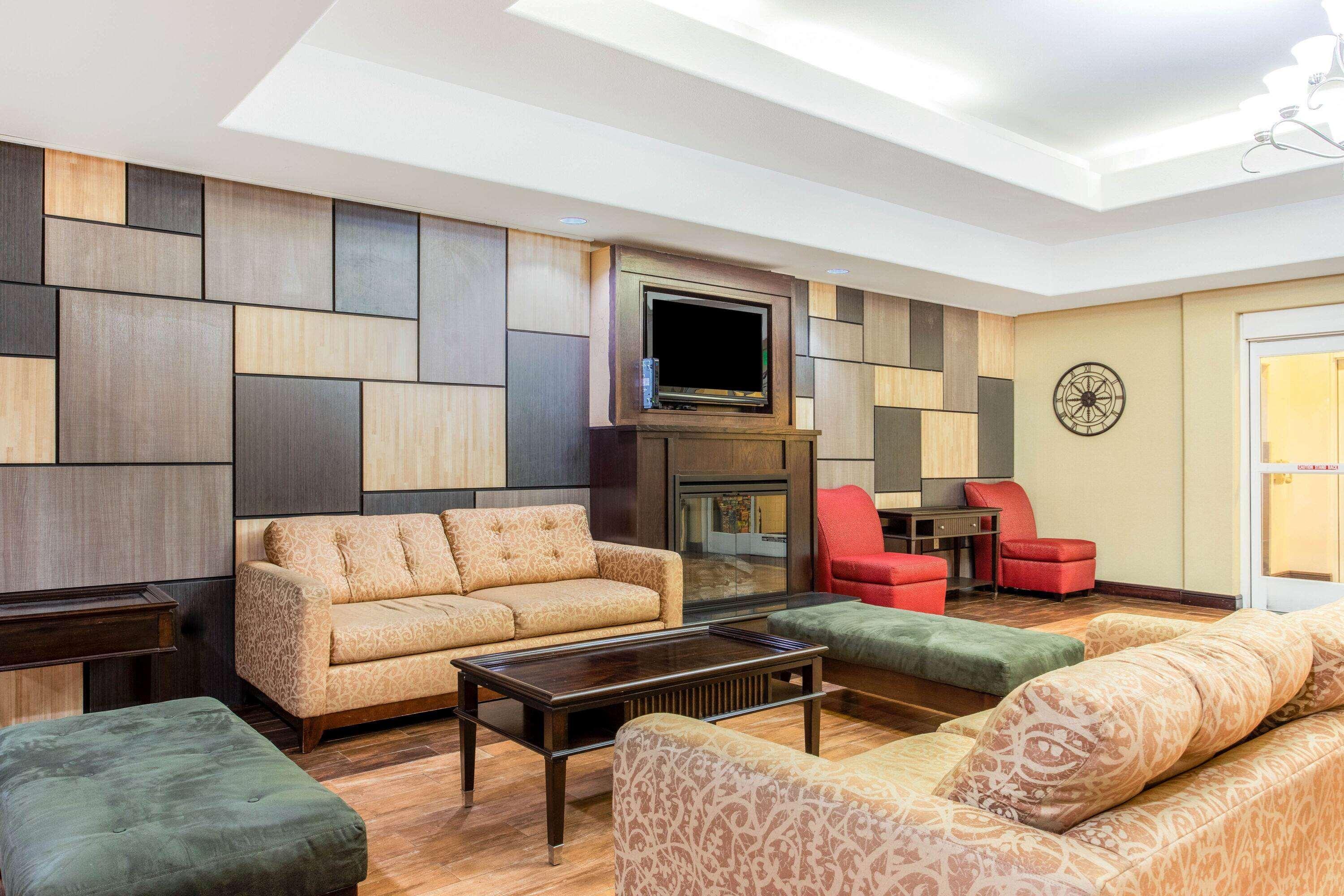 Hotel La Quinta By Wyndham Ennis Exteriér fotografie